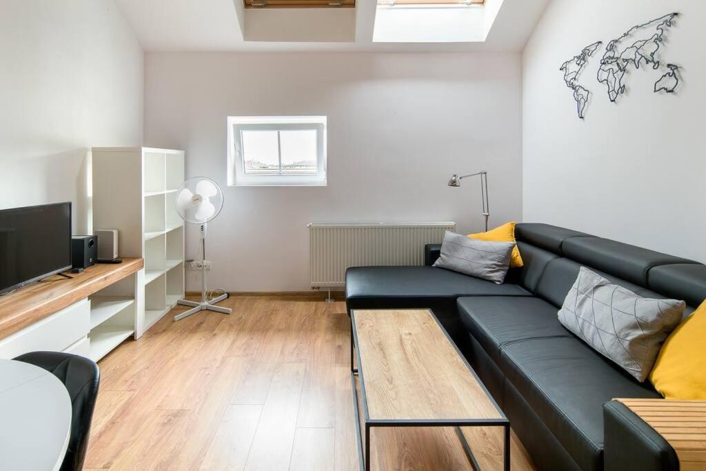 Spacious And Calm Spot Appartement
